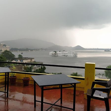 Hotel Lake Star Ουνταϊπούρ Εξωτερικό φωτογραφία