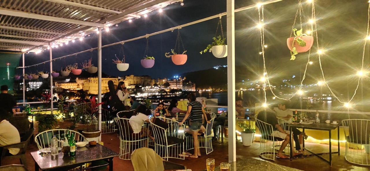 Hotel Lake Star Ουνταϊπούρ Εξωτερικό φωτογραφία