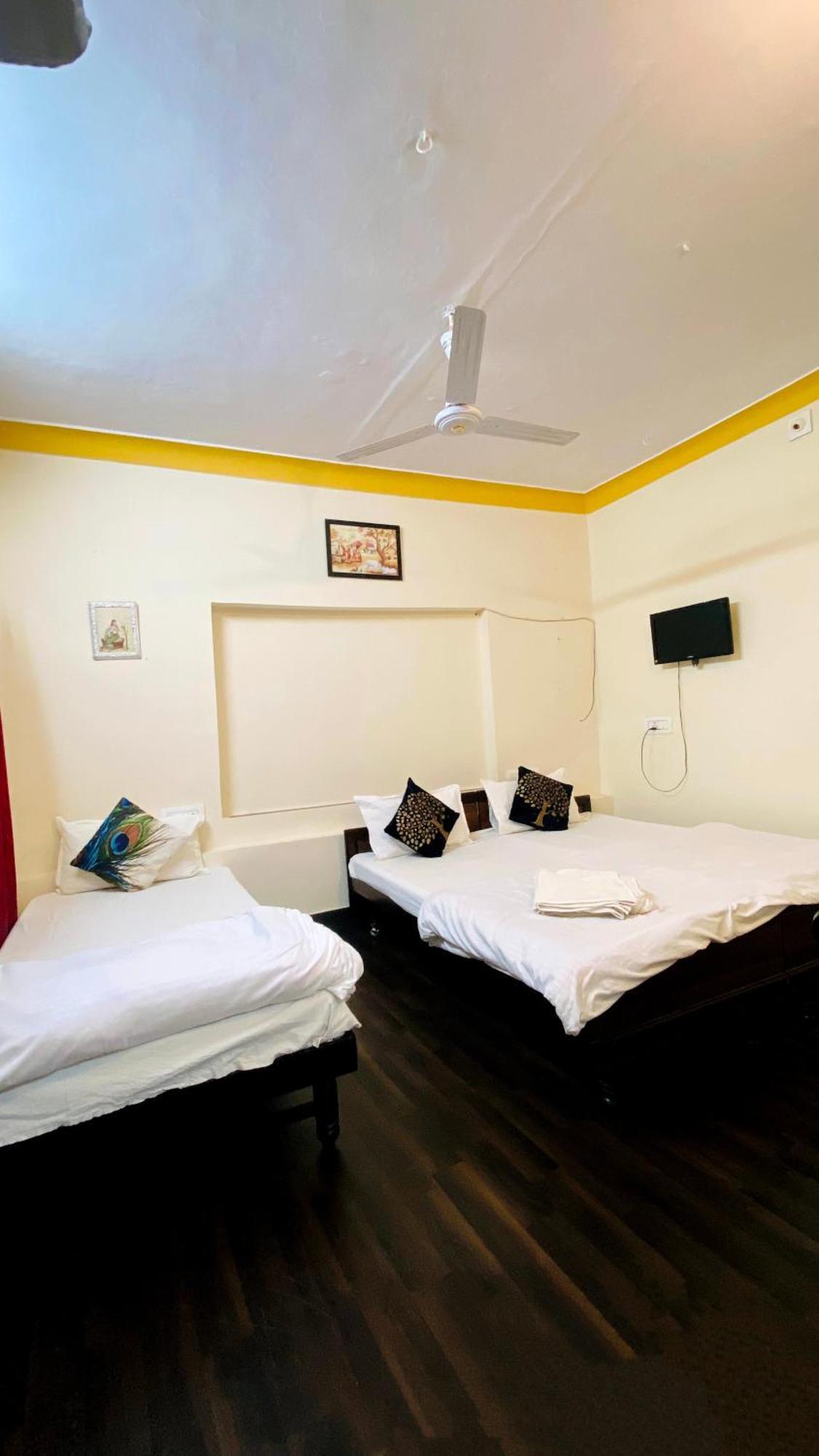 Hotel Lake Star Ουνταϊπούρ Εξωτερικό φωτογραφία
