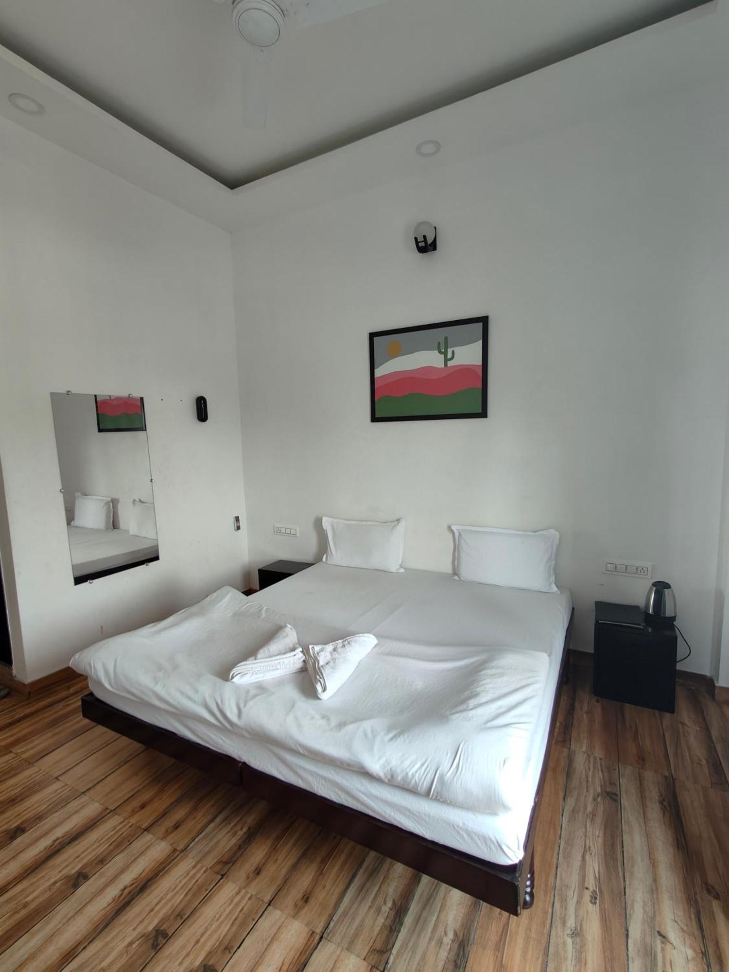 Hotel Lake Star Ουνταϊπούρ Εξωτερικό φωτογραφία