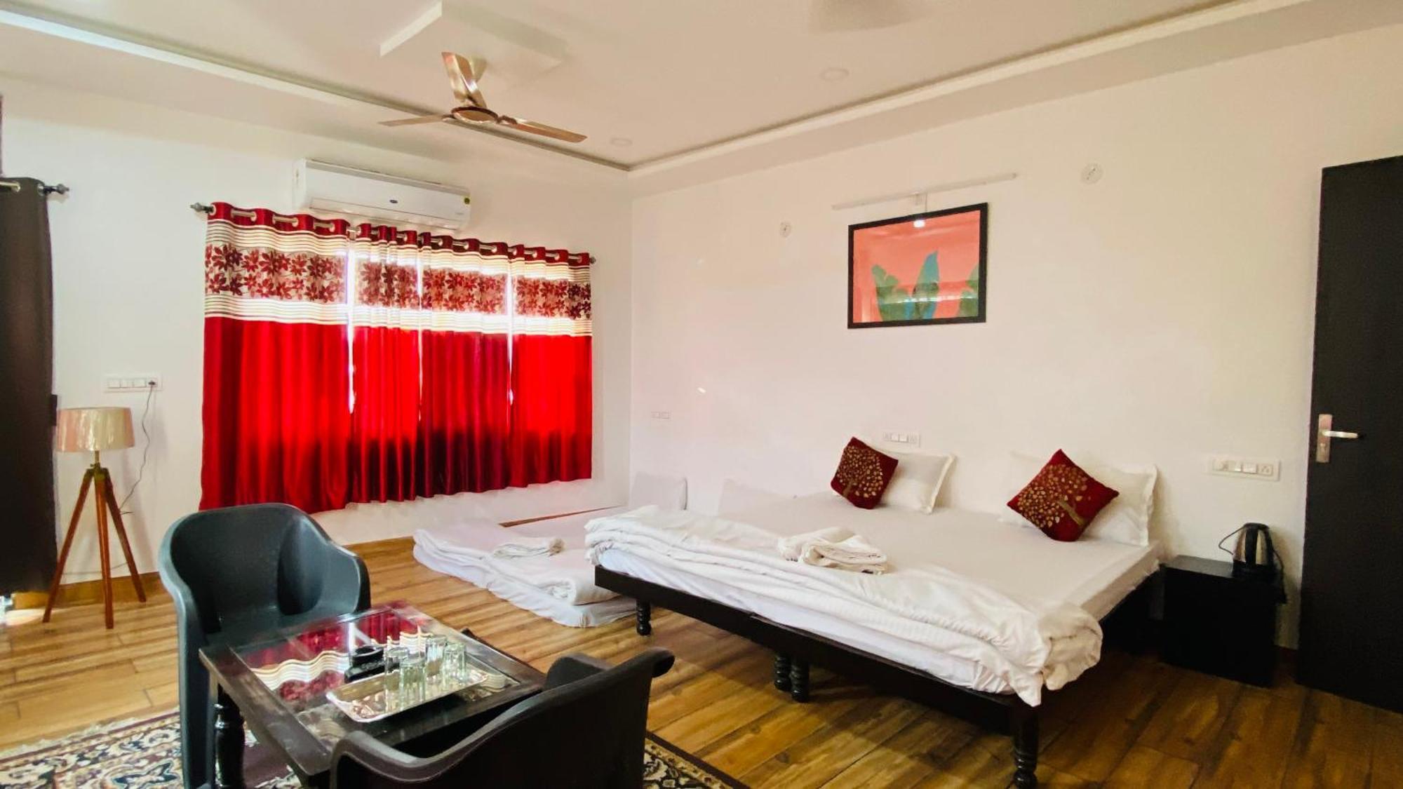 Hotel Lake Star Ουνταϊπούρ Εξωτερικό φωτογραφία